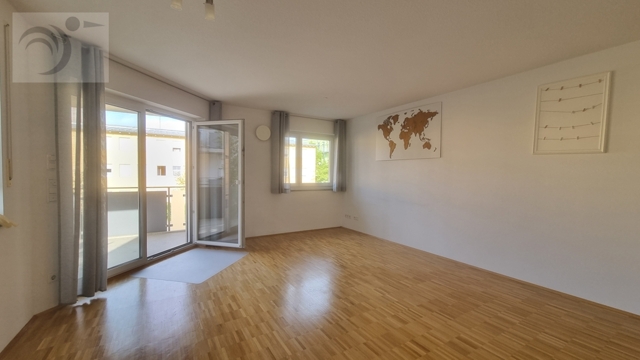 Schöne 3-Zimmer-Wohnung mit großem Balkon Nähe Westpark - Photo 2