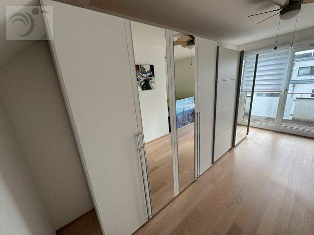 Maisonettewohnung mit großer Terrasse und offener Küche - Photo 2