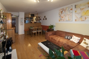 Wohnzimmer Blick zur Küche