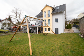 Garten Blick zum Haus