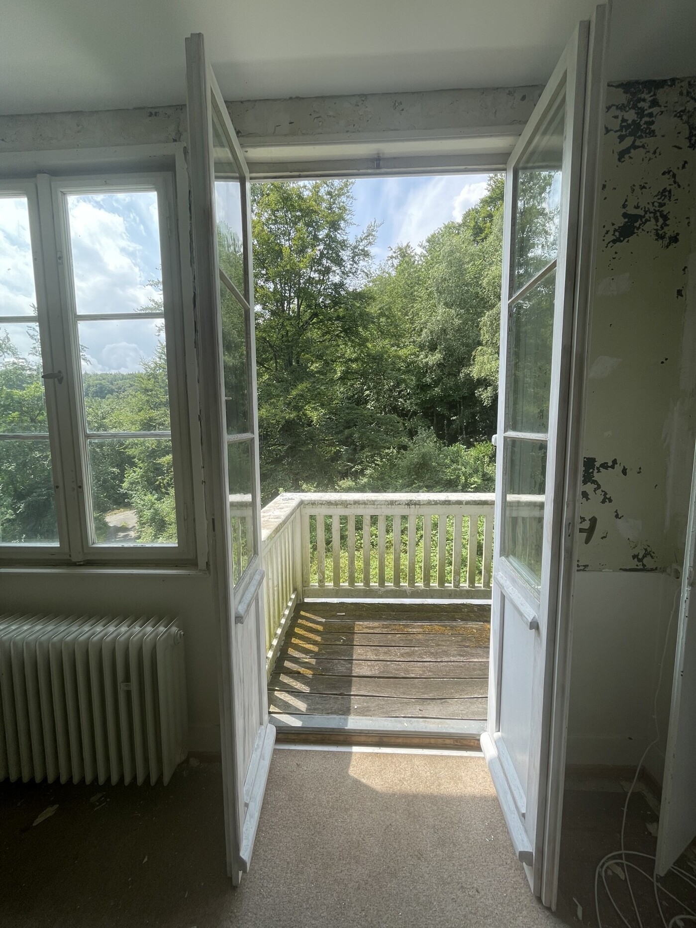 Zimmer mit Balkon