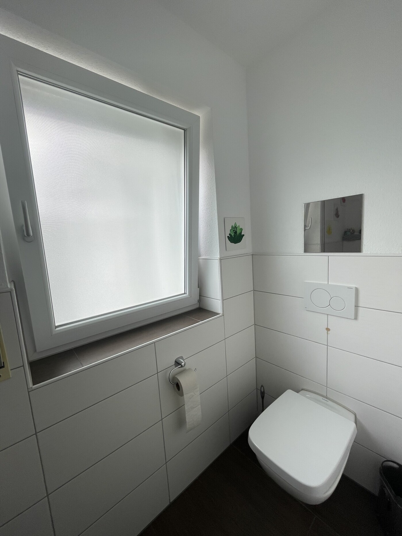 Gästewc Maisonette DG links
