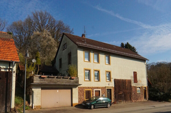 Straßenansicht