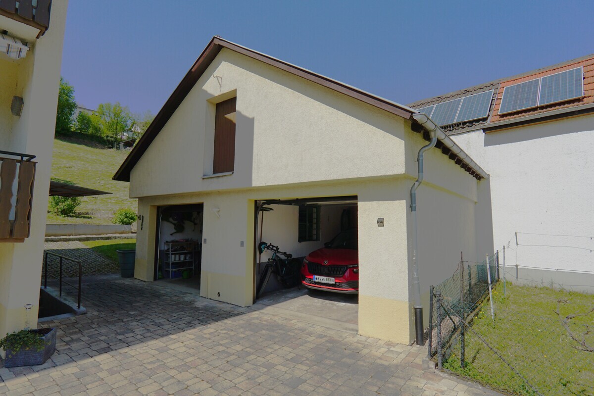 Garage 1