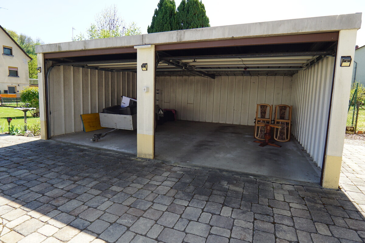 Garage 2