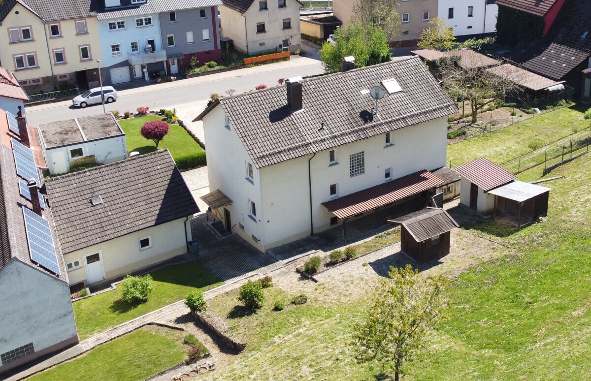 rückwärtige Gebäudeansicht