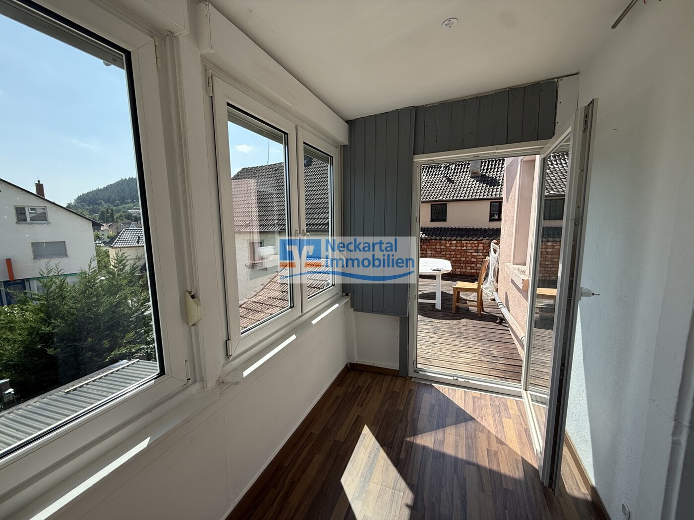 Ausgangsbereich Balkon EG
