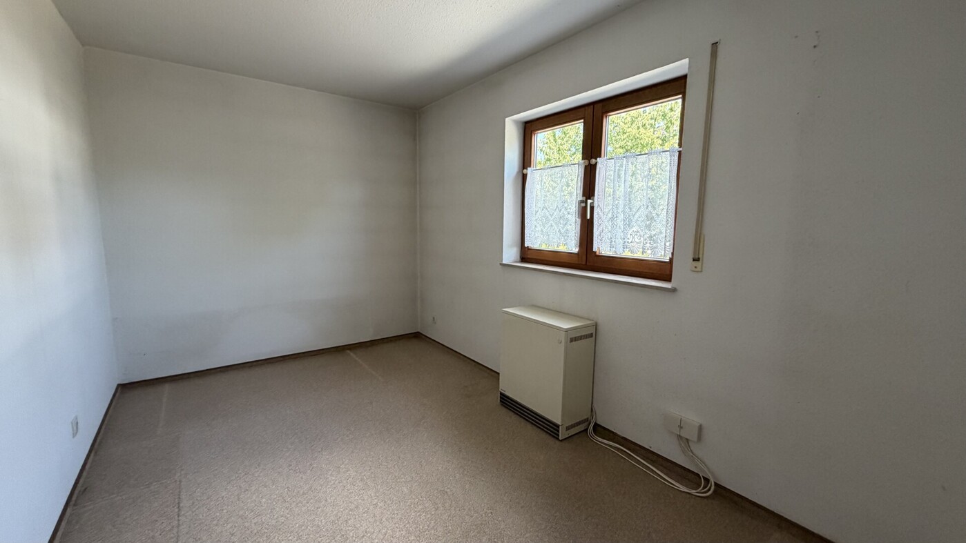 Büro EG