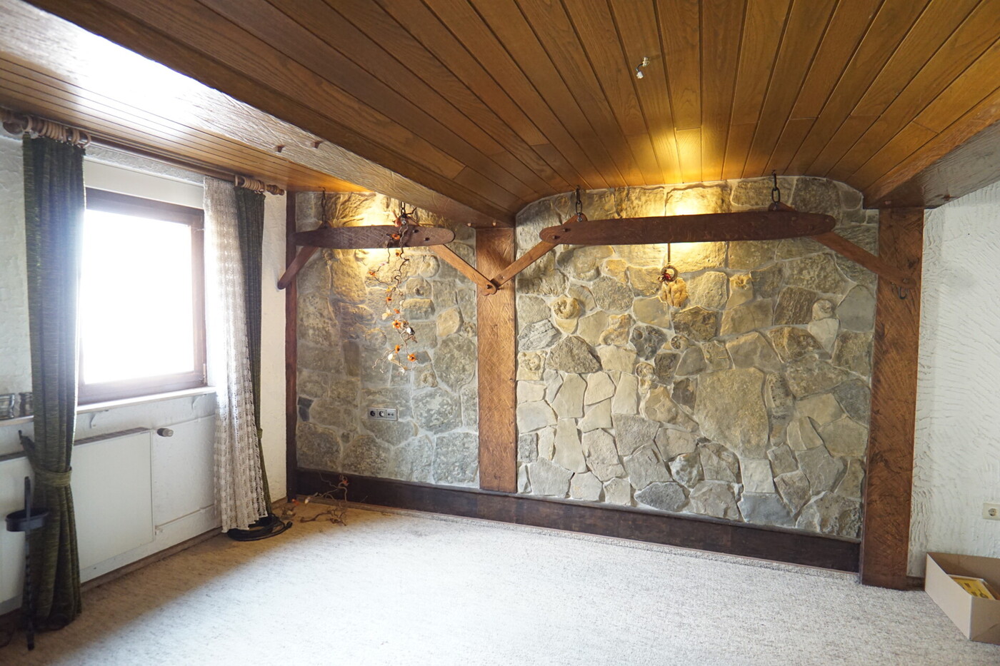 Zimmer 1.OG