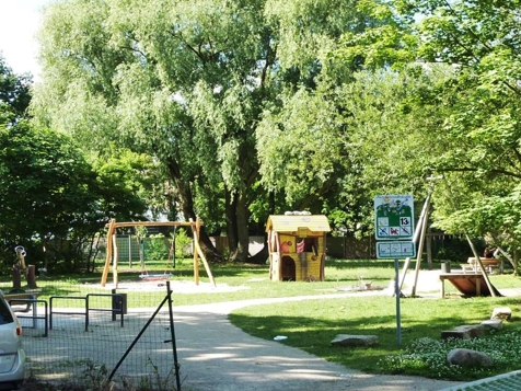 Spielplatz in der Nähe