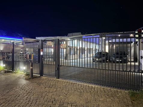 Gesichert und Videoüberwacht