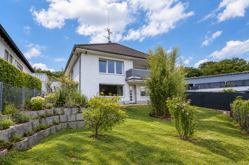 Freistehendes Einfamilienhaus mit Garage in gefragter Lage von Siegburg - Wolsdorf