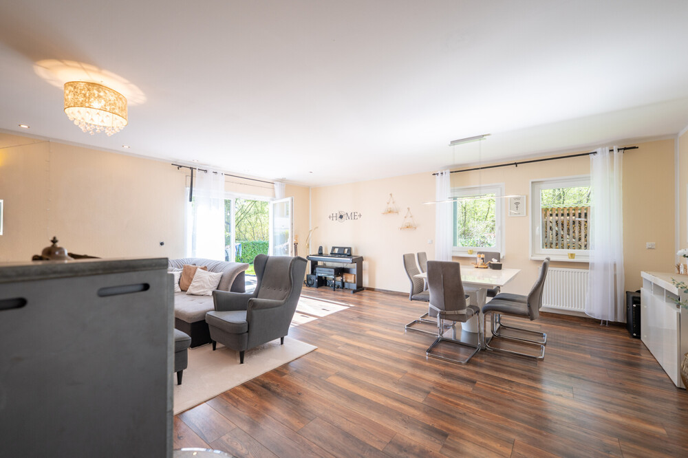 Wohnzimmer ERdgeschoss