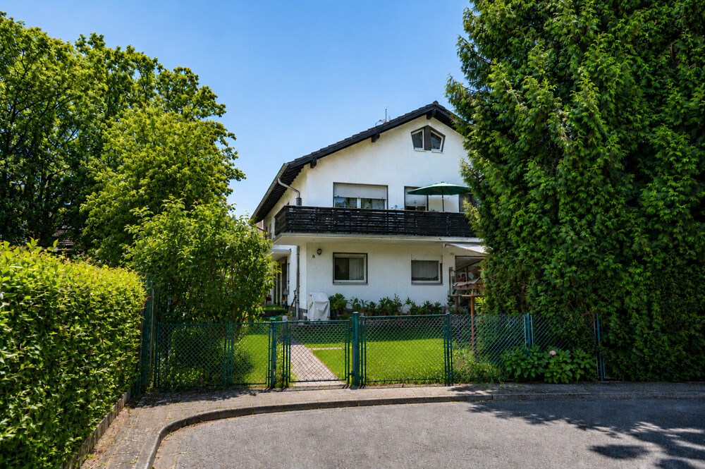 Straßenansicht