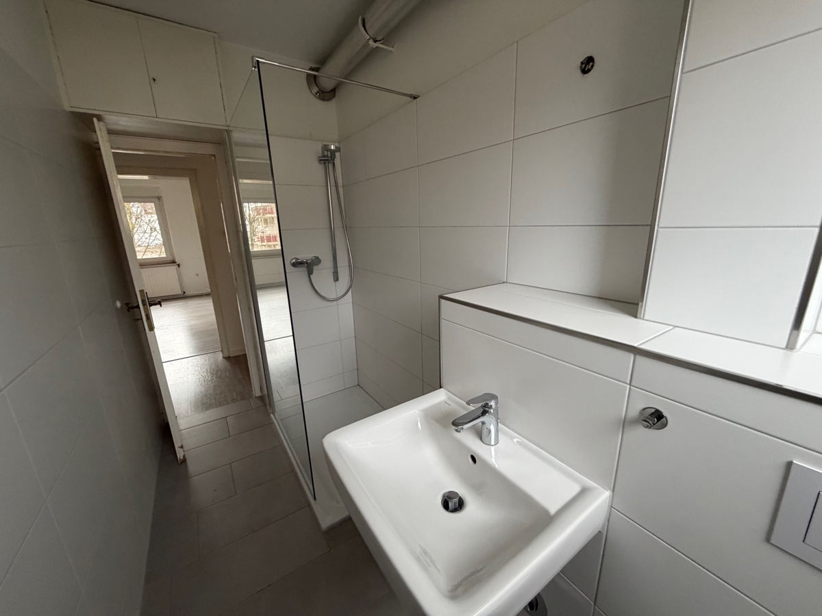 Etagenwohnung 3 Zimmer mit Balkon - Foto 1