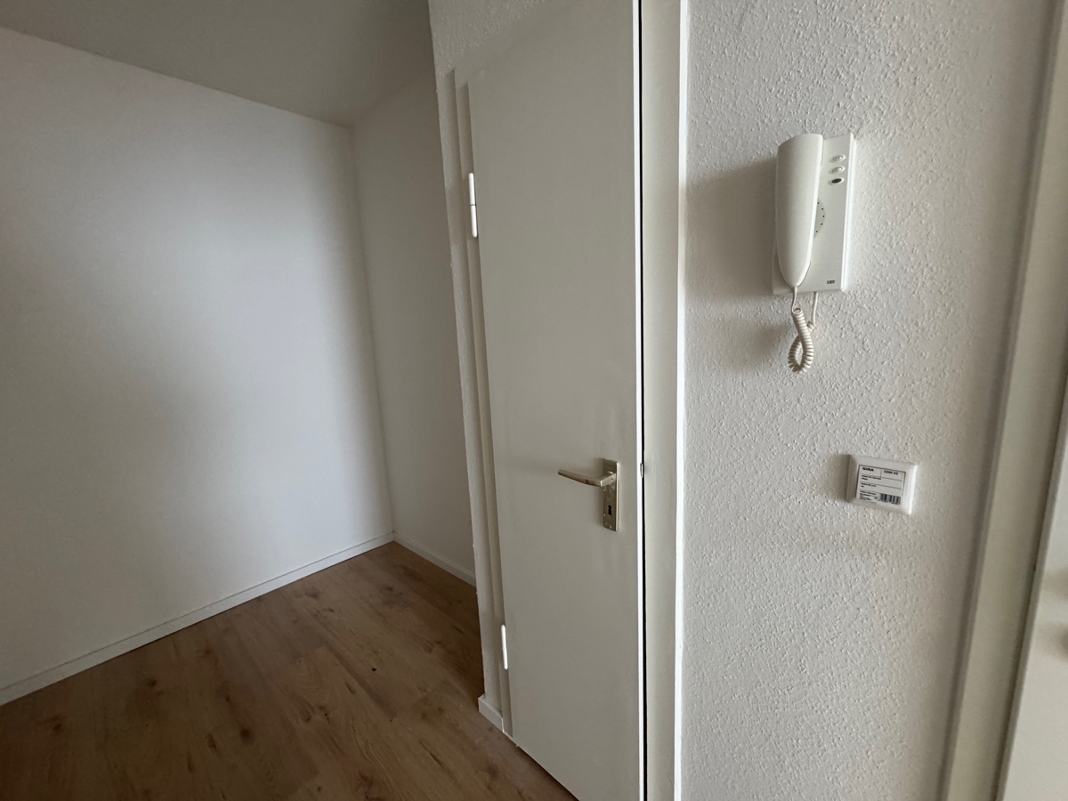 2 Zimmer Mietwohnung im 2. OG in der Wüste - Foto 4