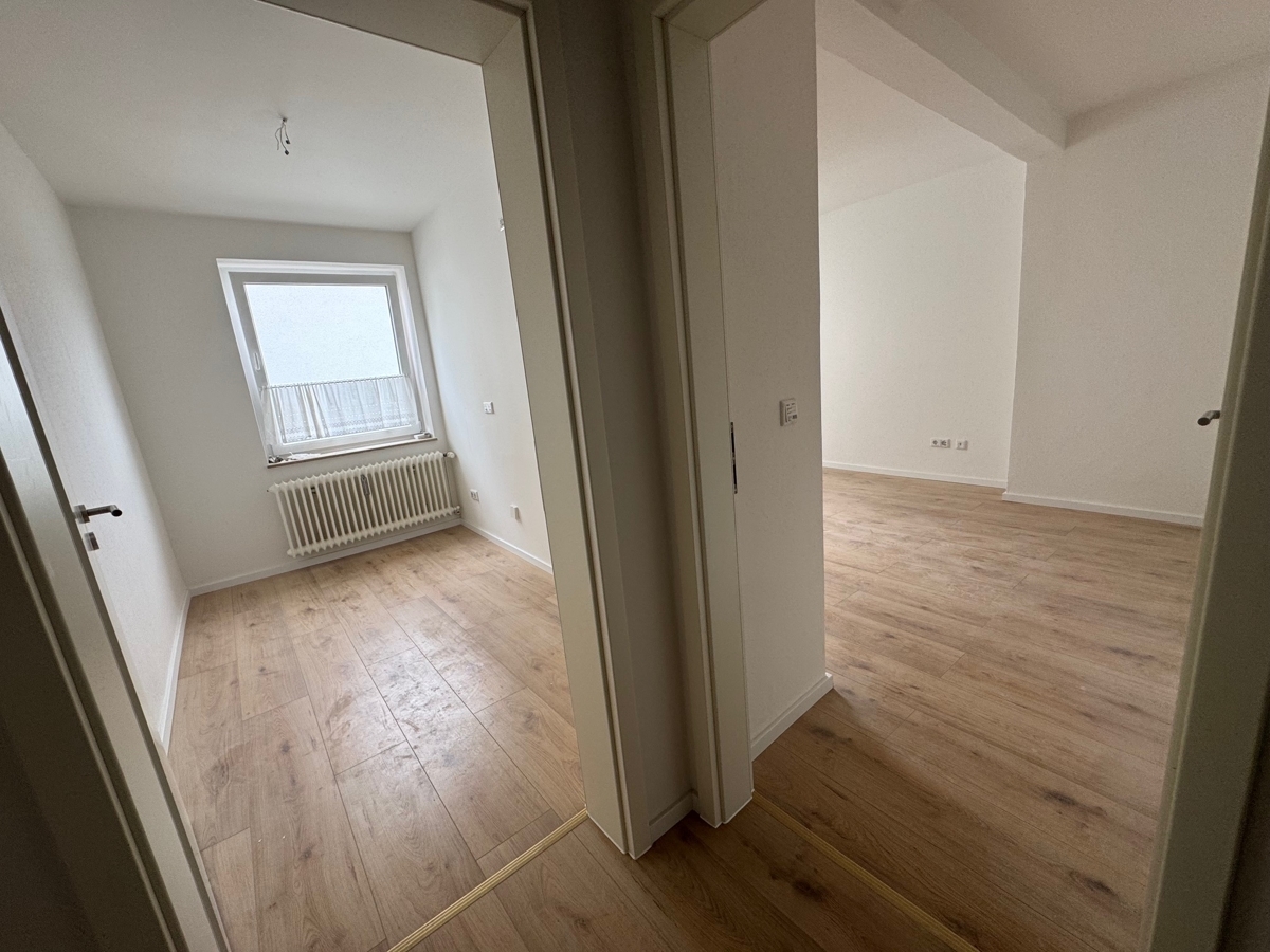 2 Zimmer Mietwohnung im 2. OG in der Wüste - Foto 3