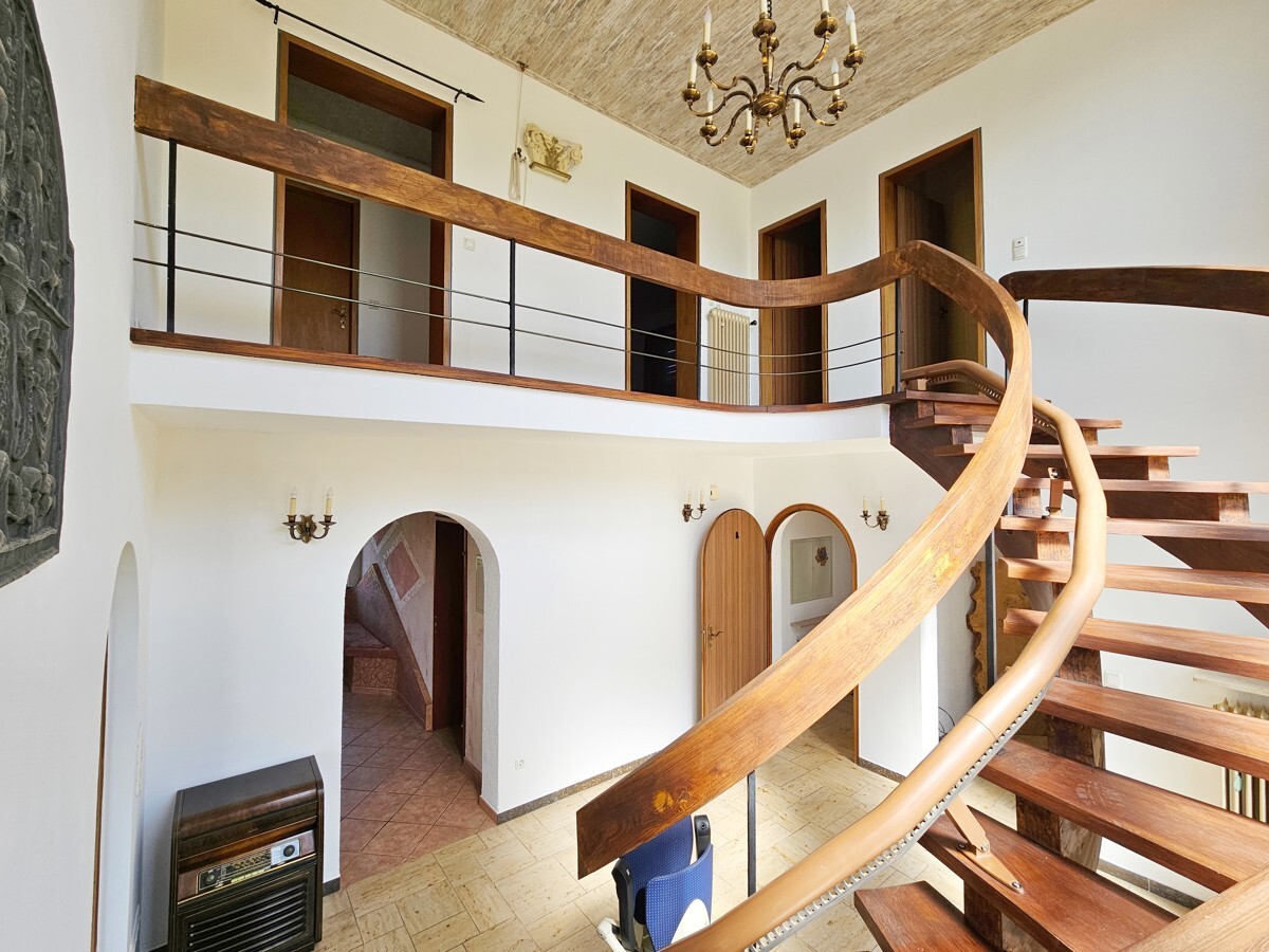 EG-Treppenhaus_b