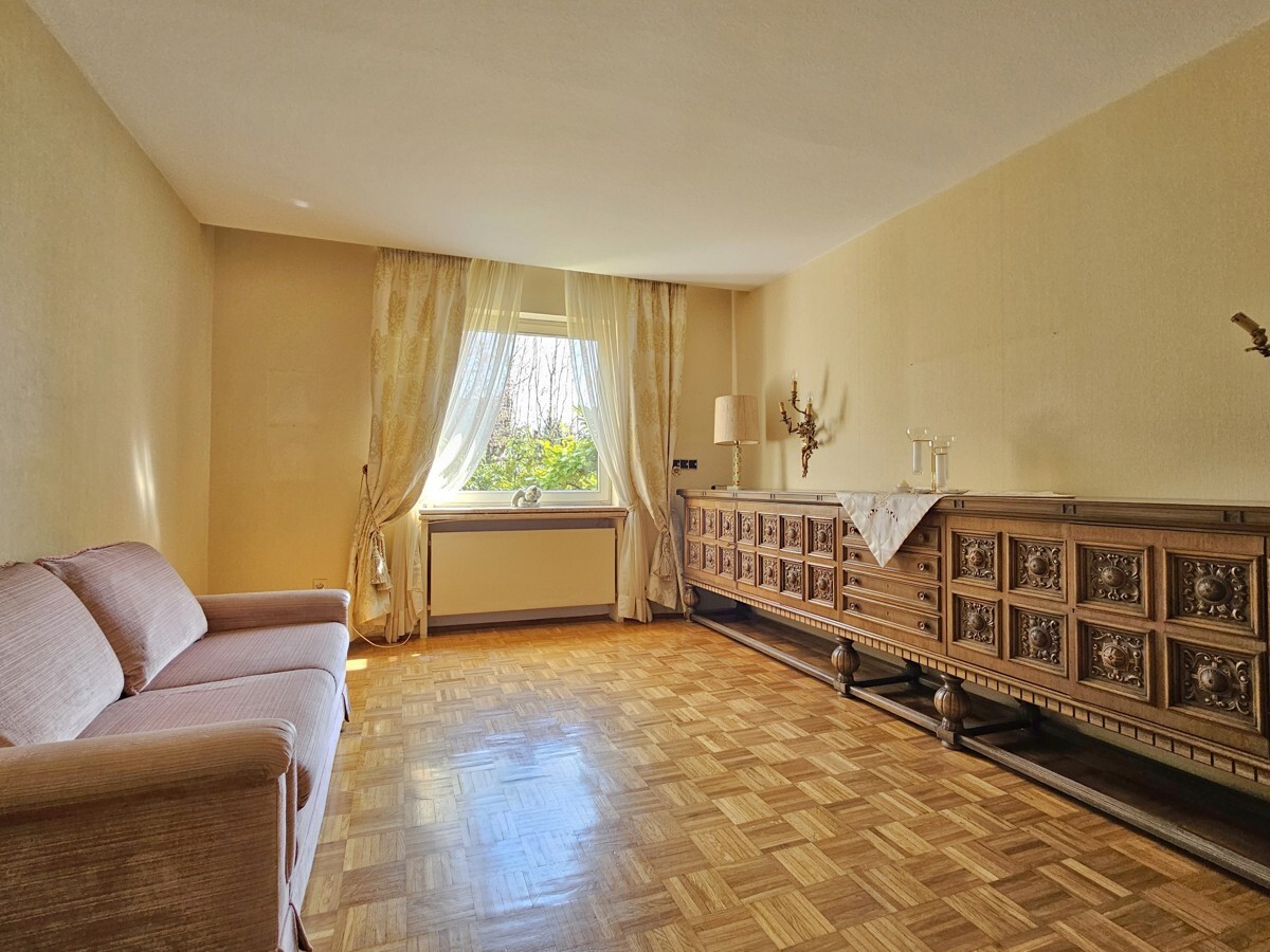 EG-Arbeitszimmer (als Gästefoyer genutzt)