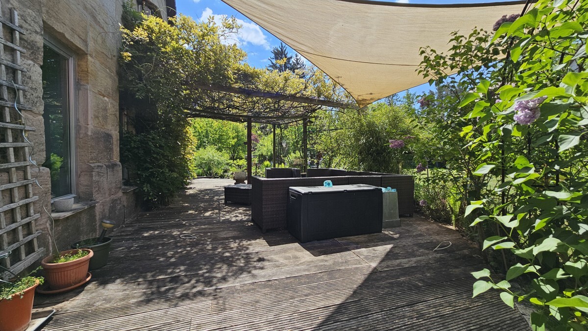 Aussen-Terrasse