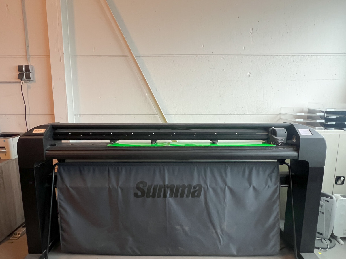 1,60 langen Schneideplotter