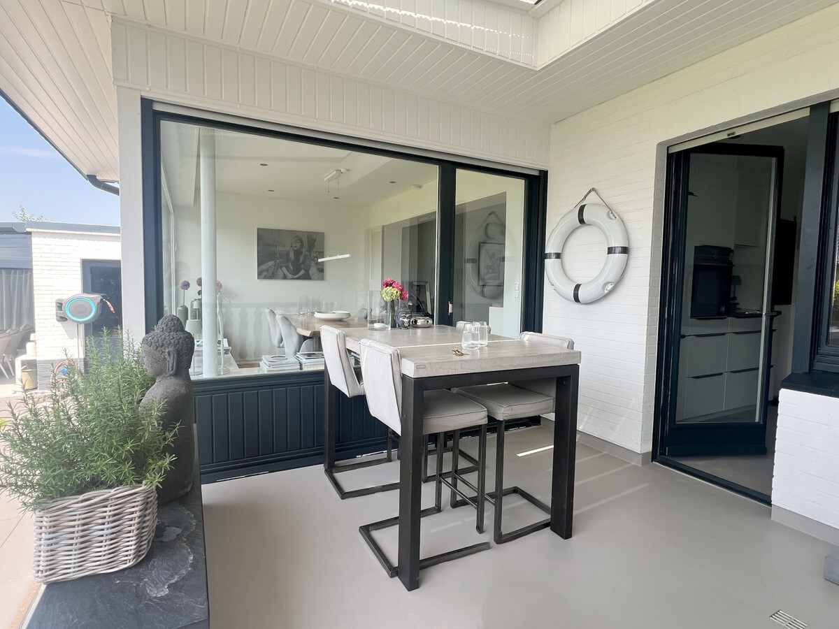 Überdachte Terrasse