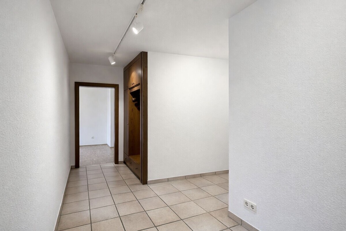 Diele mit Einbauschrank