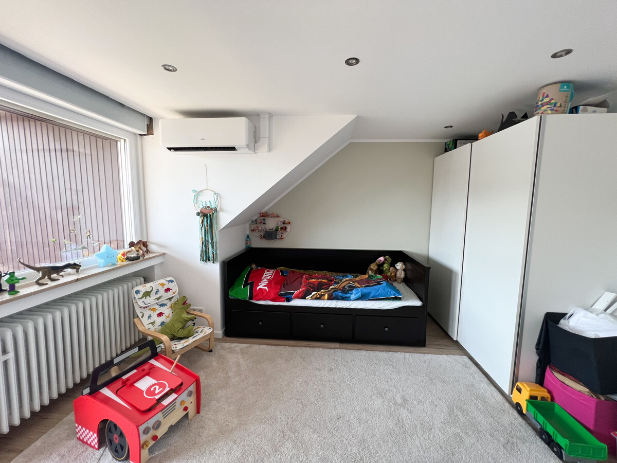 Kinderzimmer rechts
