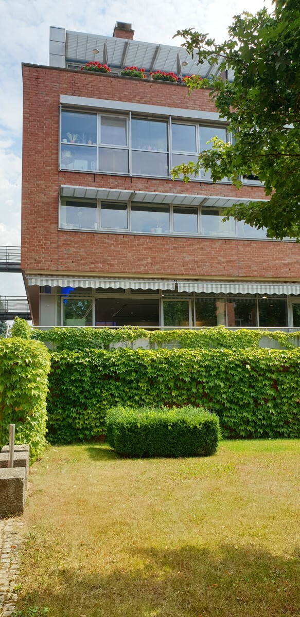 Gebäude