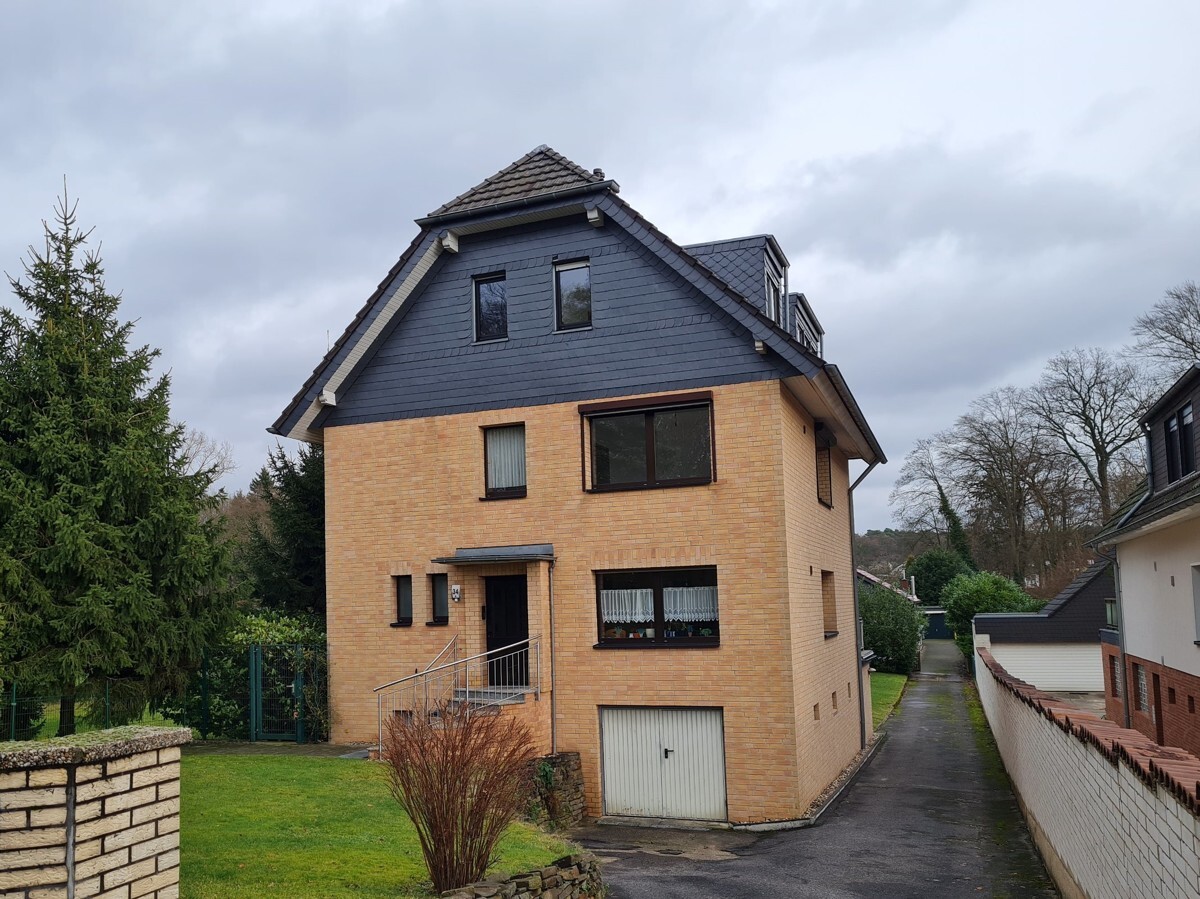 Heimelige Dachgeschosswohnung in ruhiger Waldrandlage von Schildgen !!! - Foto 3