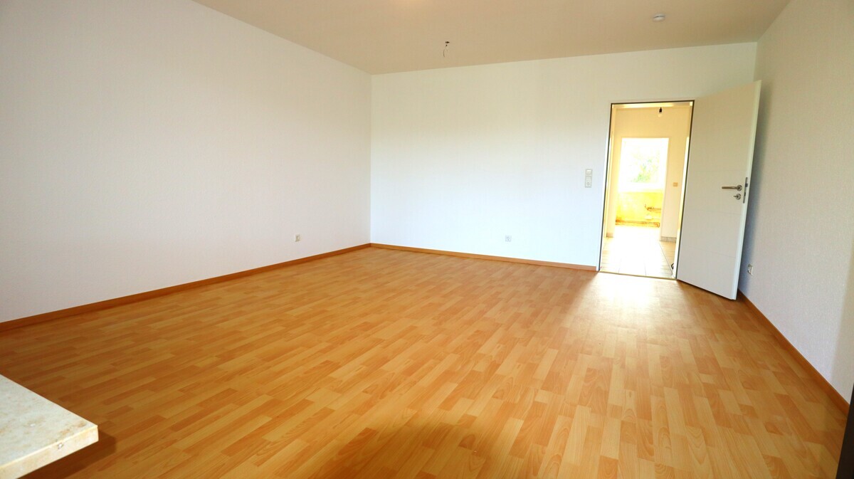 Attraktive 2-Zimmer-Wohnung mit zwei Balkonen und neuwertigem Bad in Frankenforst!!! - Photo 2