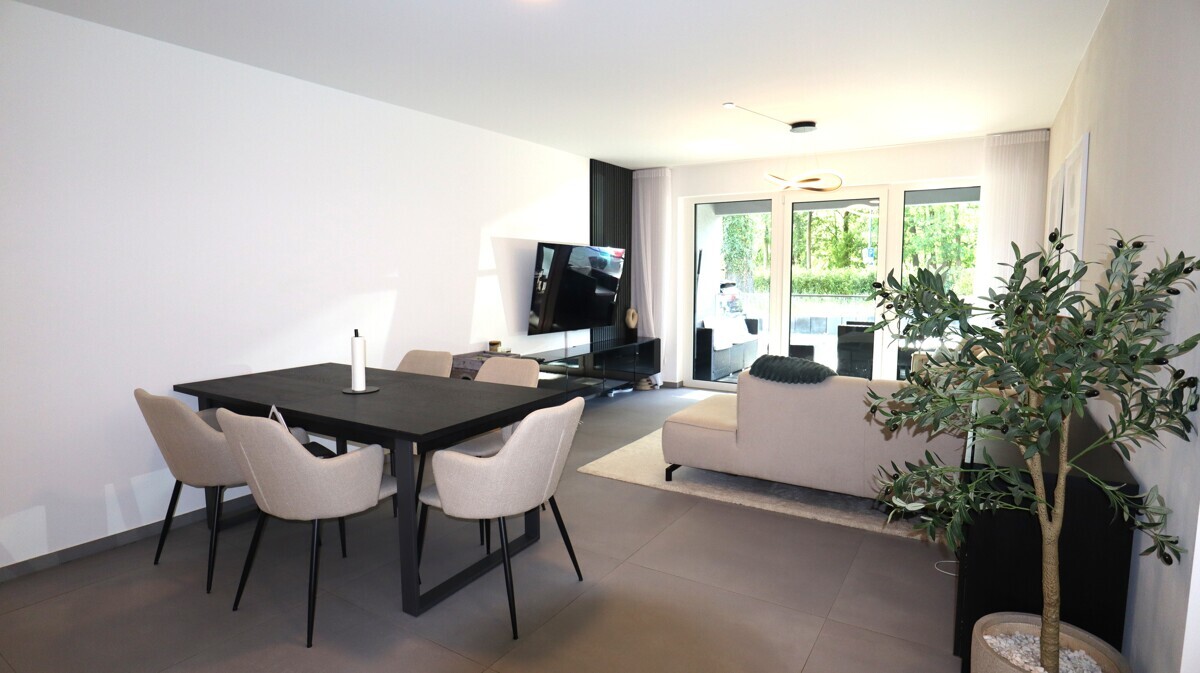 Erdgeschoss-Luxuswohnung mit Loggia und hochwertiger Ausstattung in Gronau !!! - Photo 2