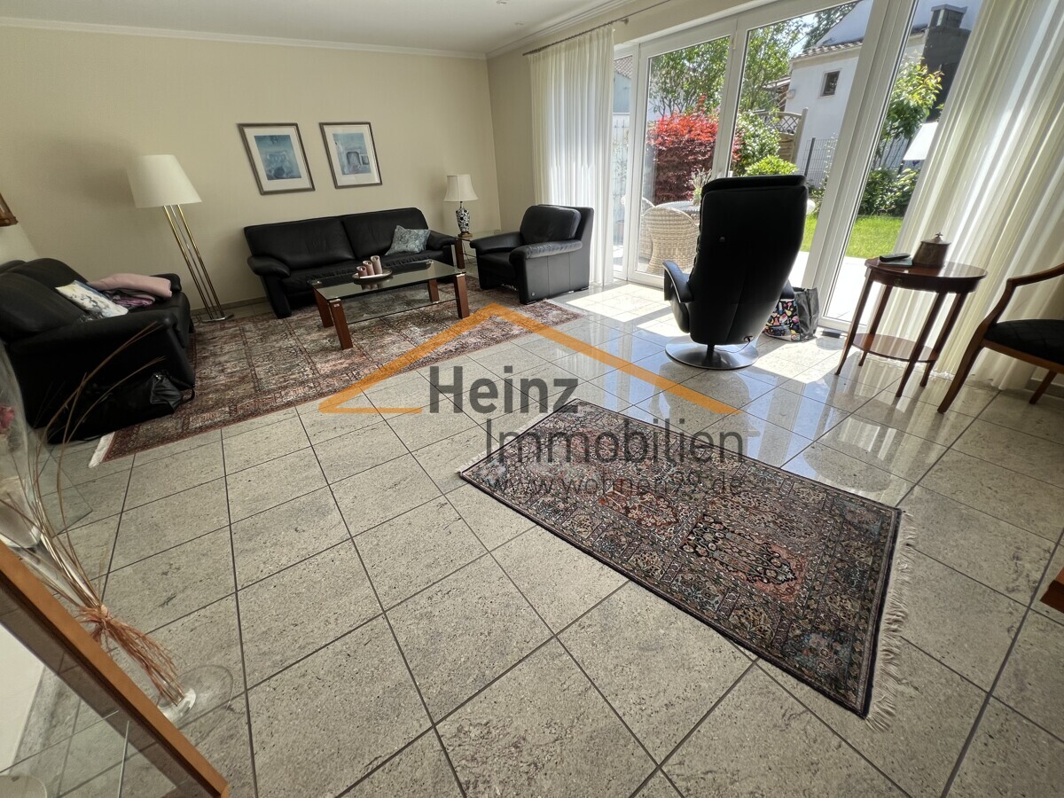 *** Attraktive Doppelhaushälfte mit Garten und Garage in ruhiger Lage von Sankt Augustin*** - Photo 4