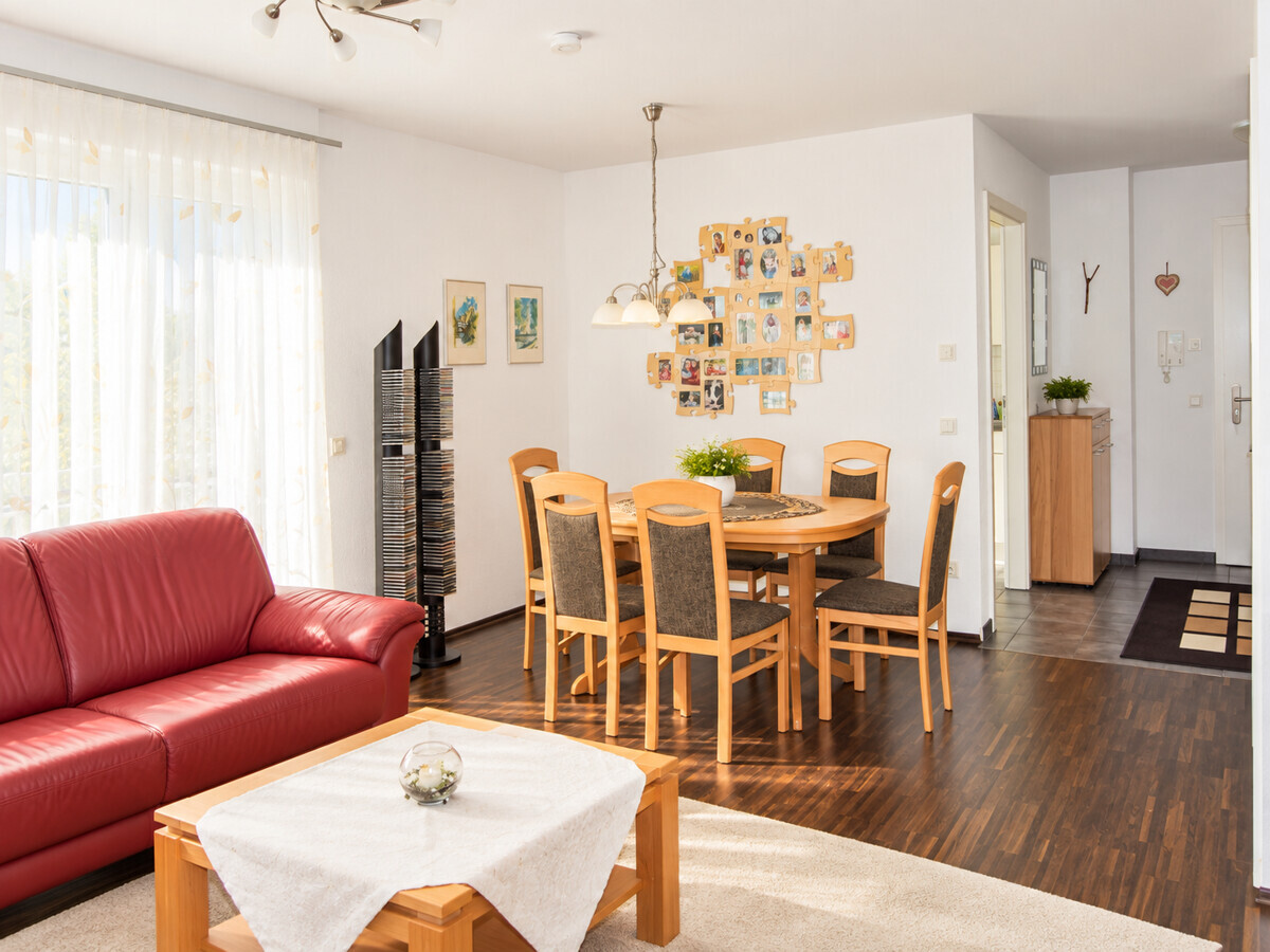 Neuwertige Balkonwohnung mit Guter Ausstattung in OV-Steinenbrück!!! - Photo 2