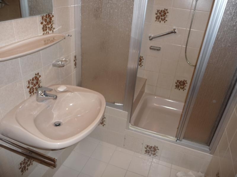 ***Attraktive City-Wohnung - Augustaanlage *** - Photo 4