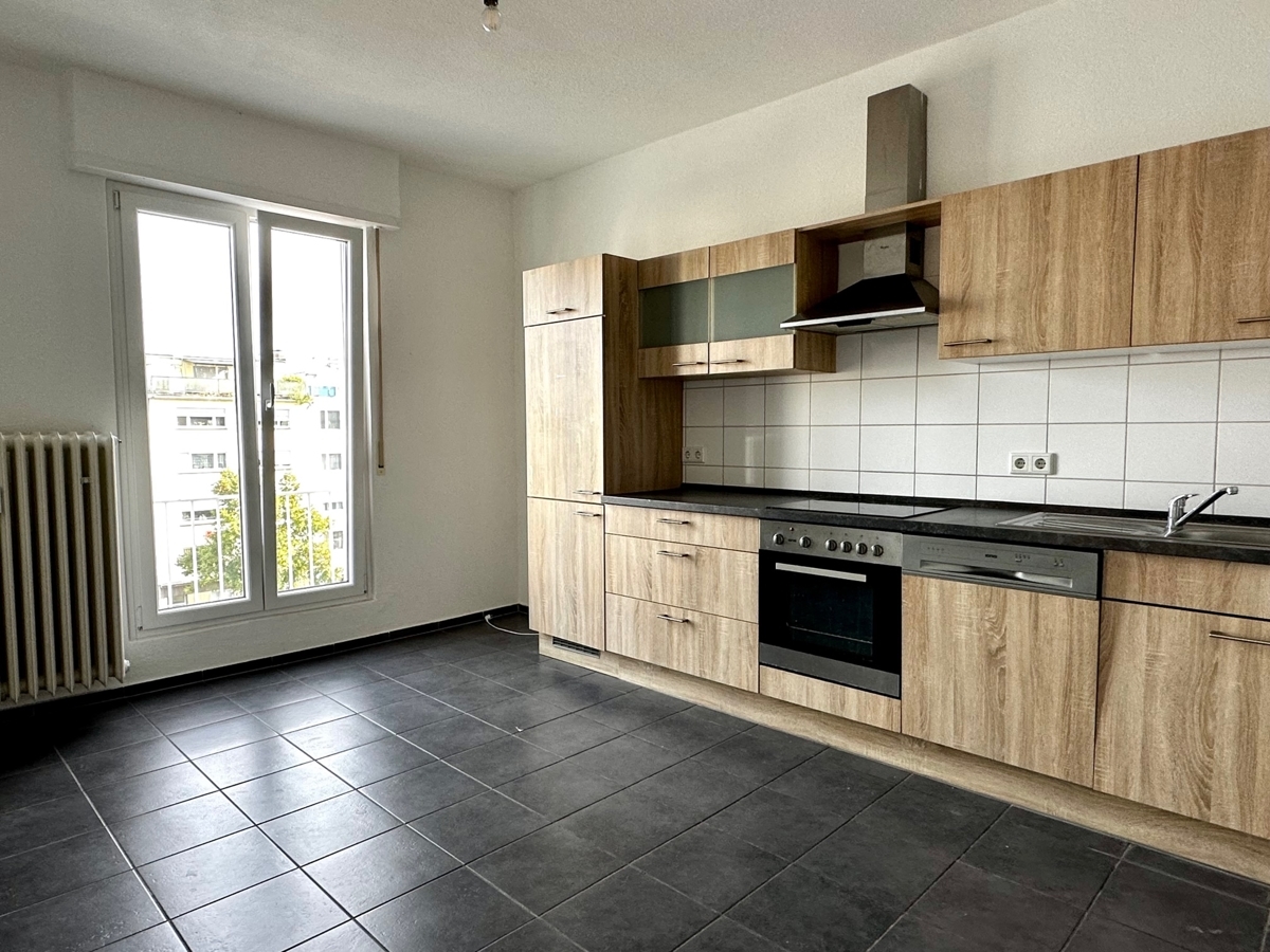 Großzügige 4-Zimmer-Wohnung - City Lage - Photo 1
