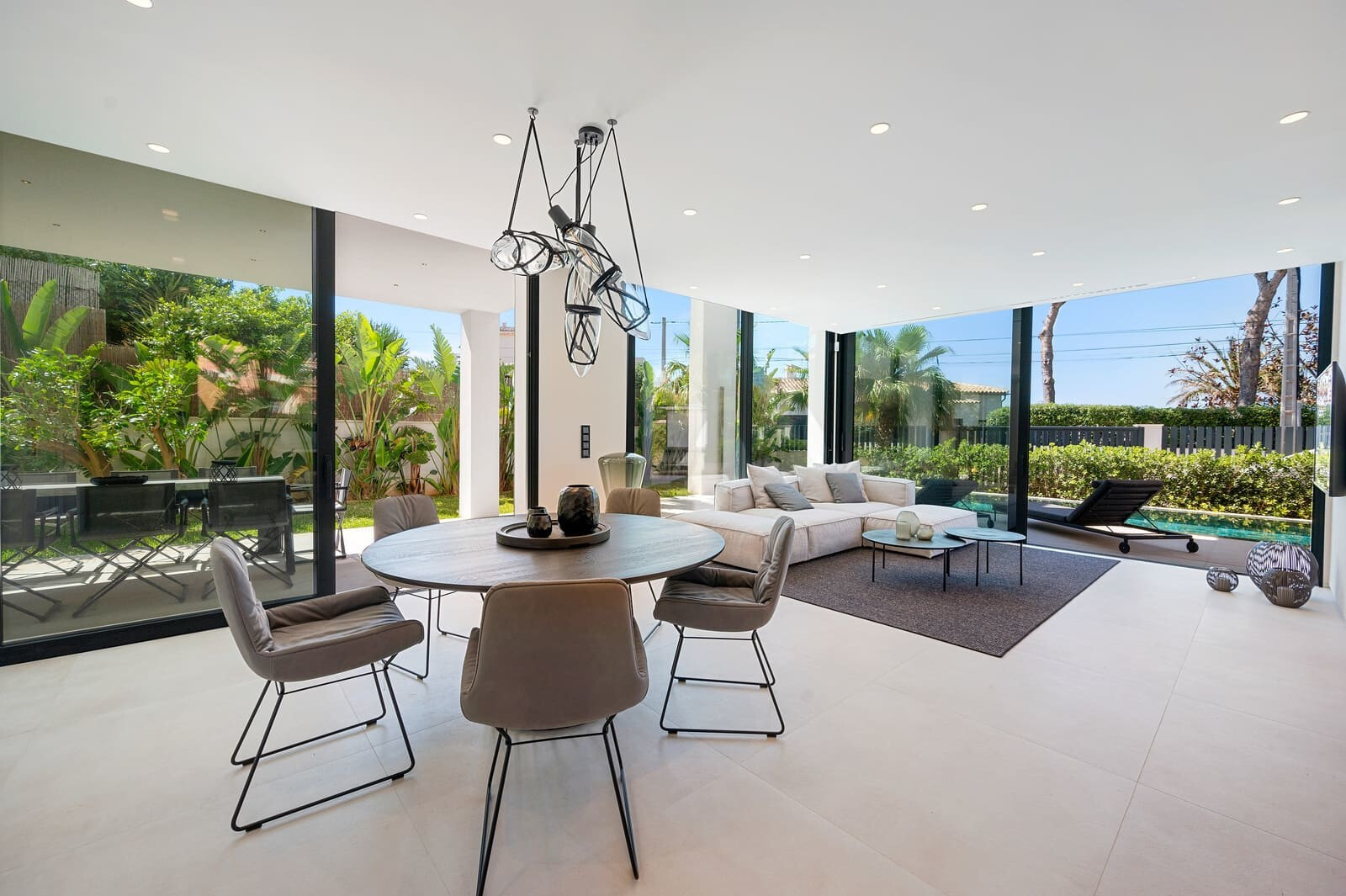 atemberaubende-neubau-villa-mit-grossartigem-meerblick-in-el-toro-mallorca-22