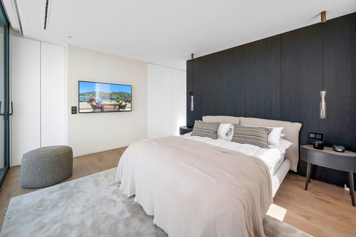 atemberaubende-neubau-villa-mit-grossartigem-meerblick-in-el-toro-mallorca-37