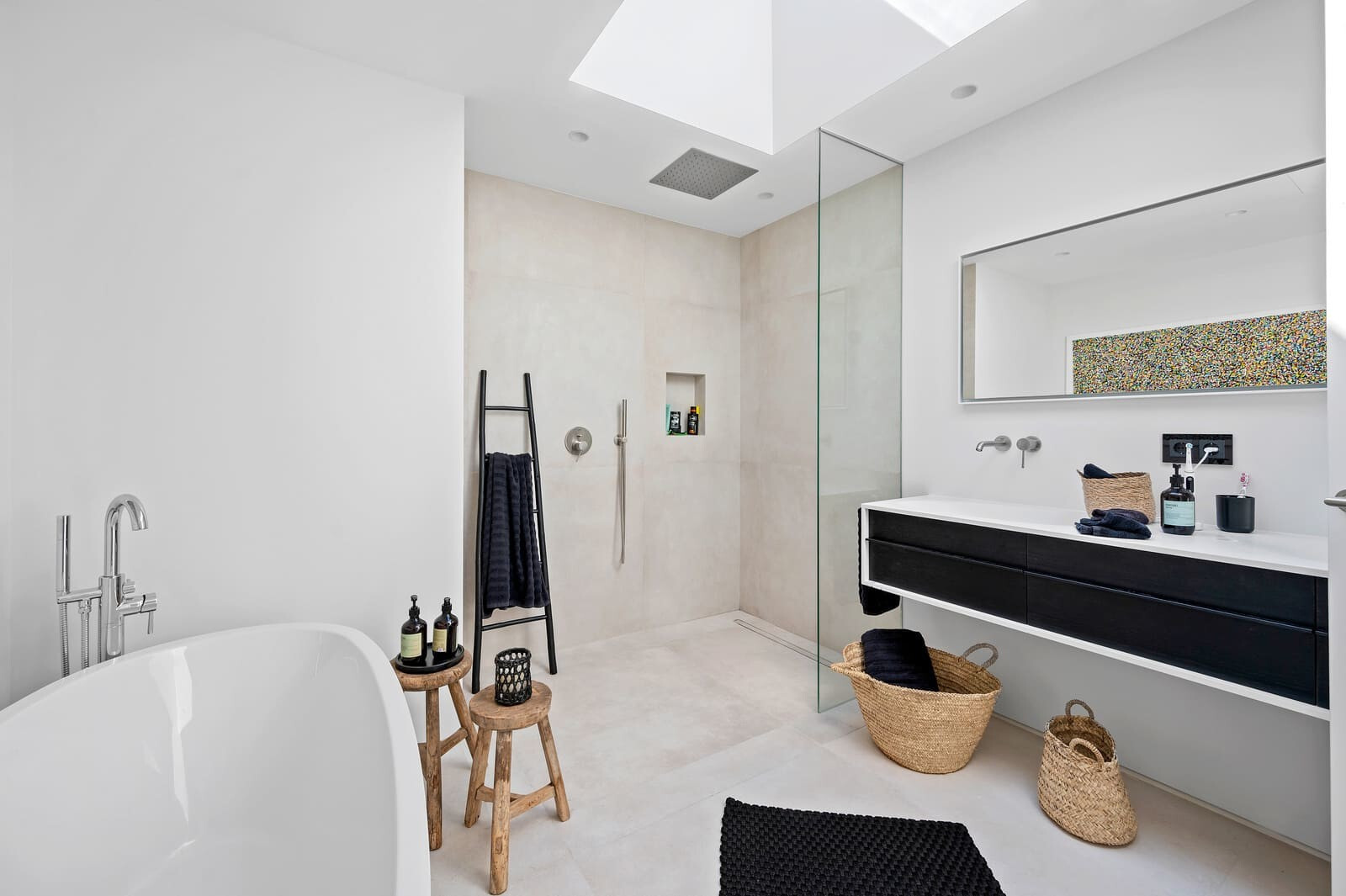 atemberaubende-neubau-villa-mit-grossartigem-meerblick-in-el-toro-mallorca-34