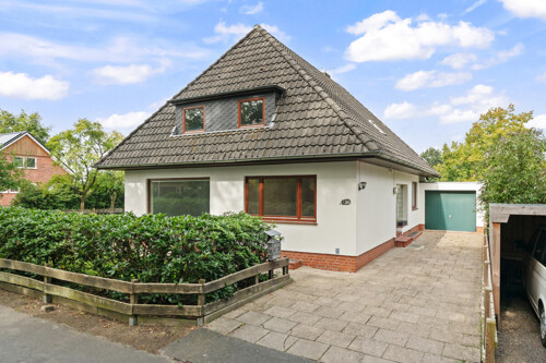 Straßenansicht