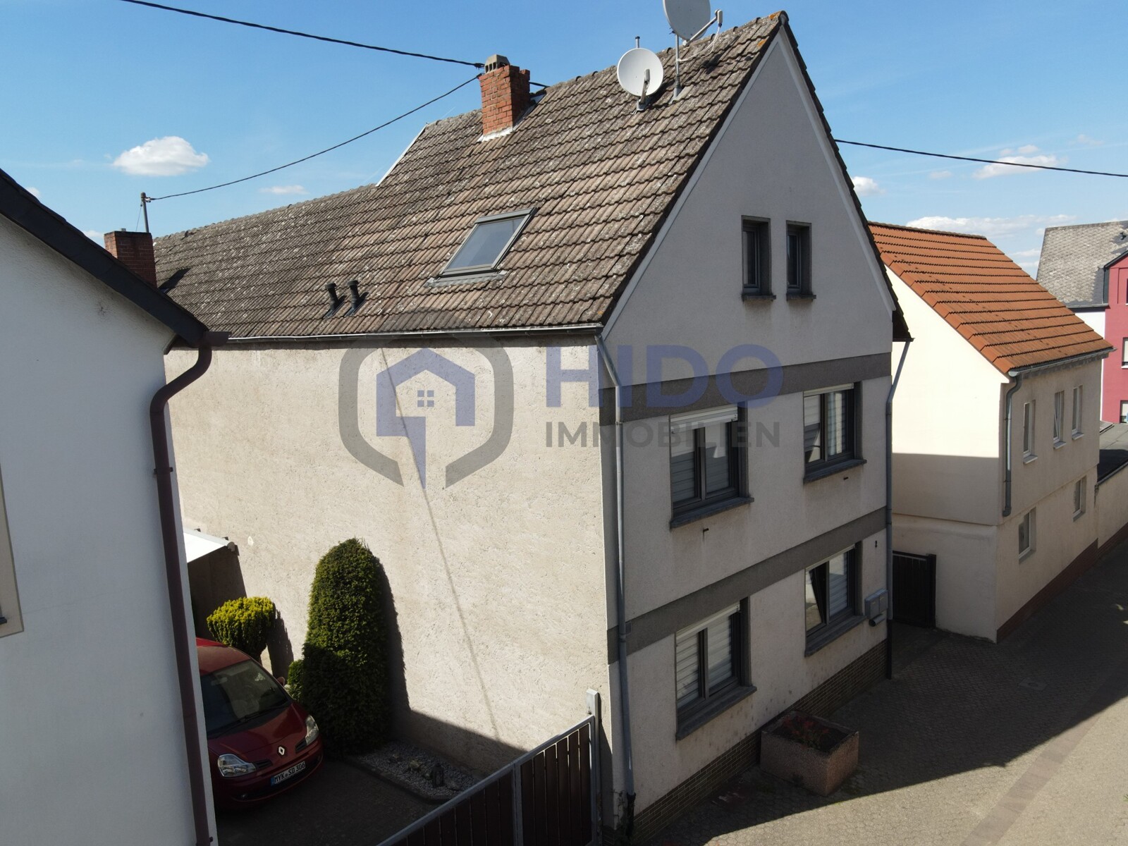 Vorderhaus-Seitenansicht