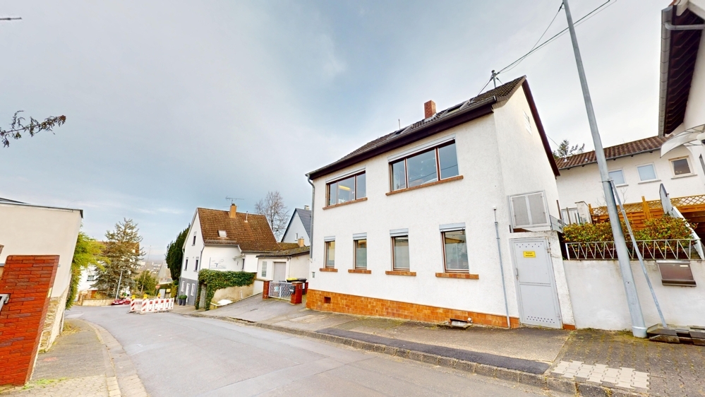 Außenansicht Wohnhaus Bild 2