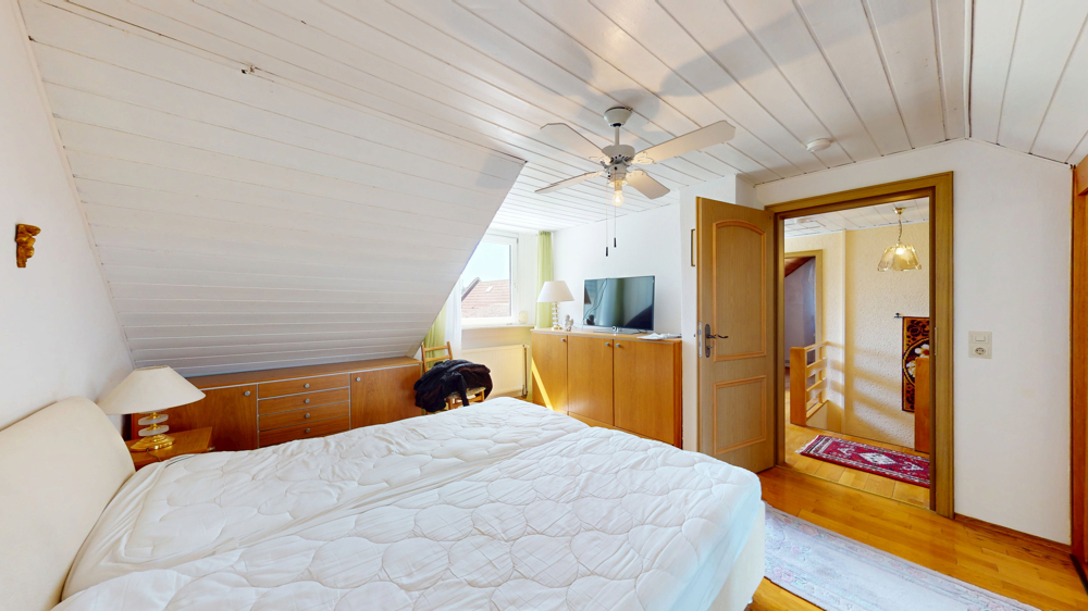 1. Schlafzimmer 1.OG