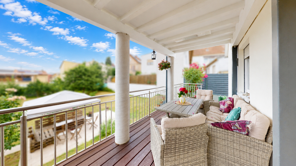 Balkon EG