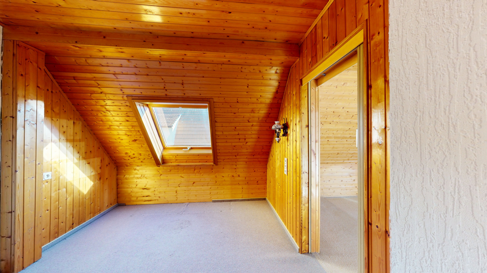 Zimmer 1 OG