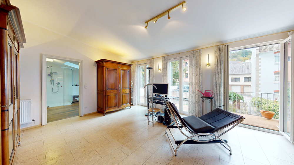Hauptschlafzimmer 1