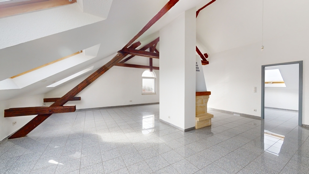 Wohnung DG Bild 2