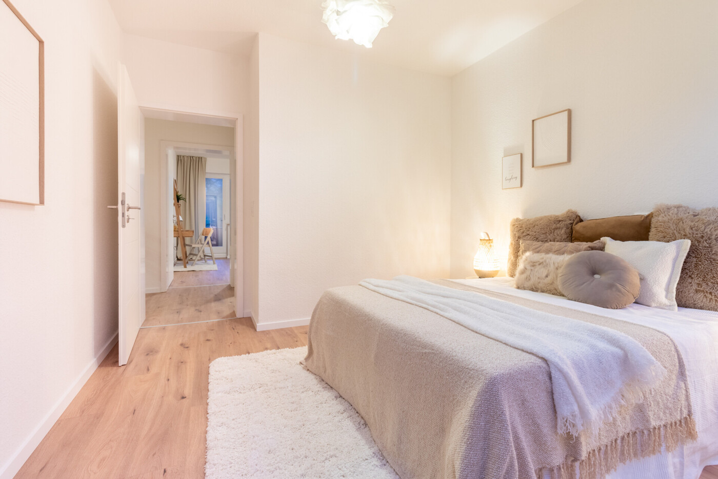 4082 - Schlafzimmer 1 (2)