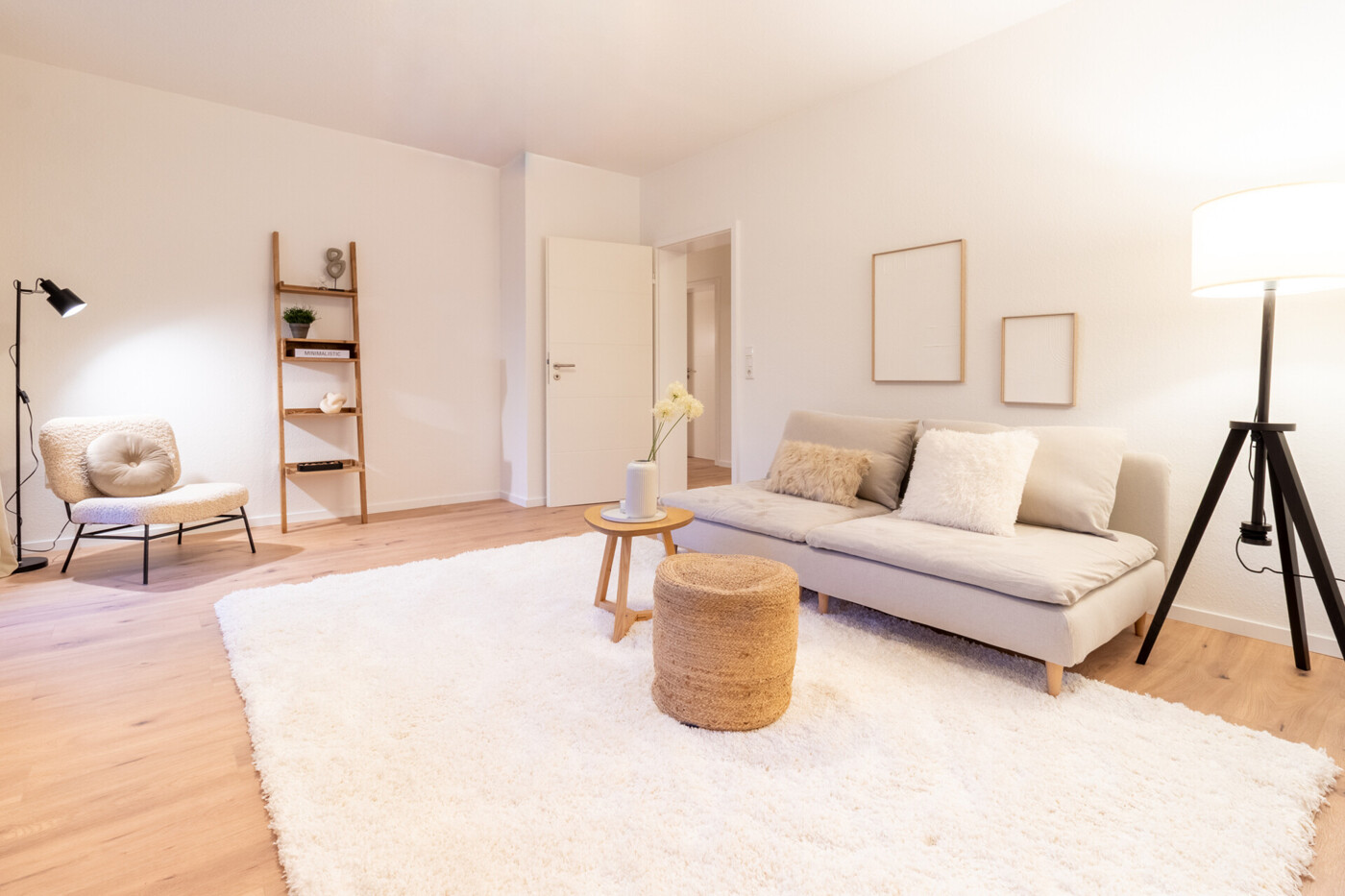 4082 - Wohnzimmer (2)