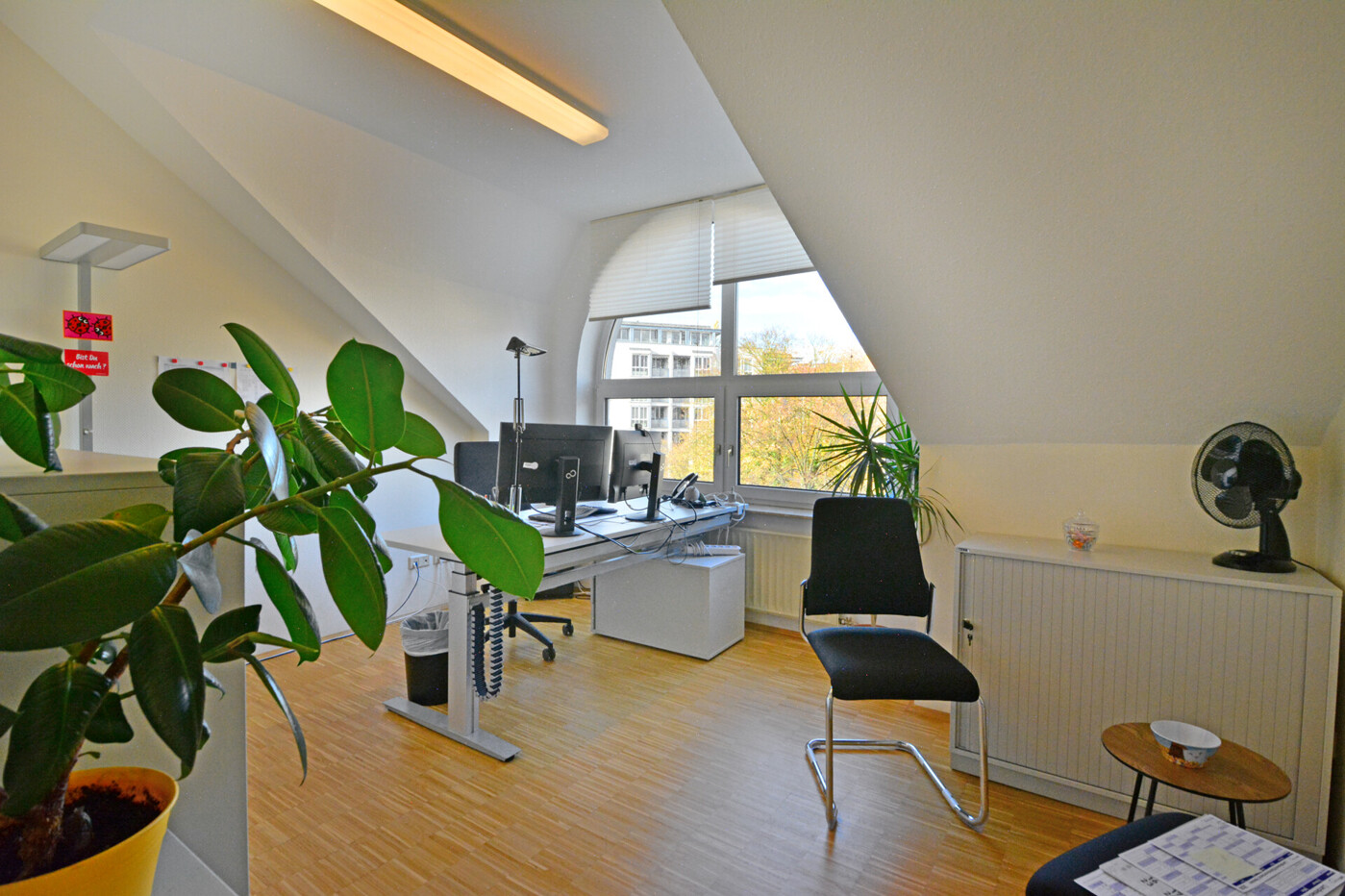 Büro 2